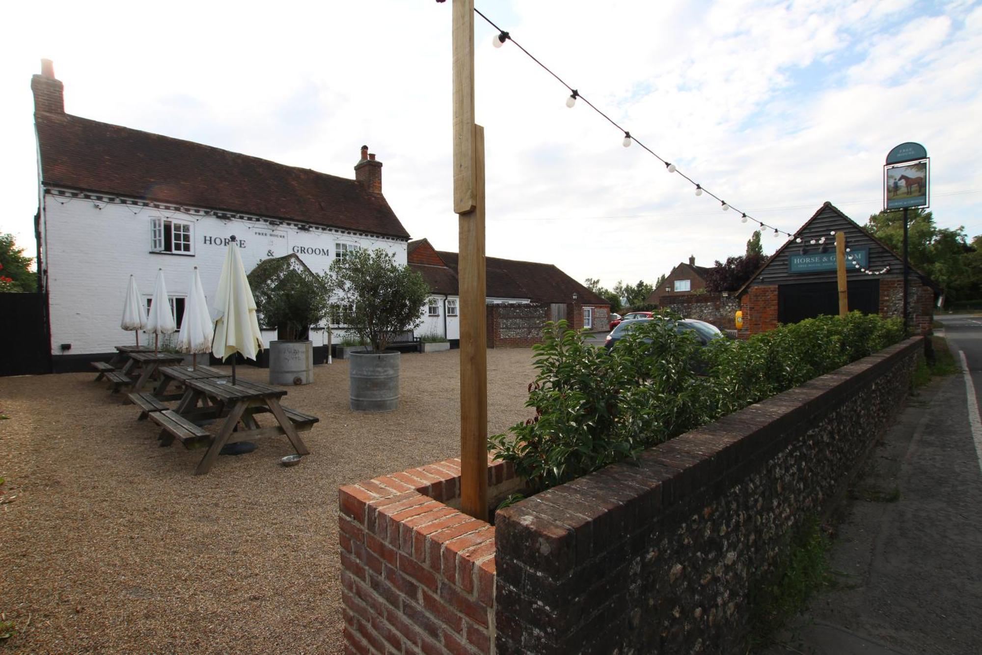 Cowslip Barn Annexe, Countryside Stay Near チチェスター エクステリア 写真